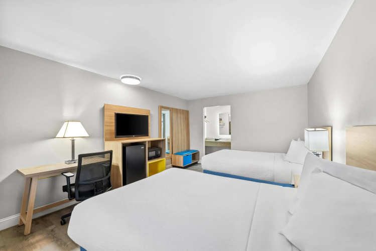 Days Inn by Wyndham Chesapeake