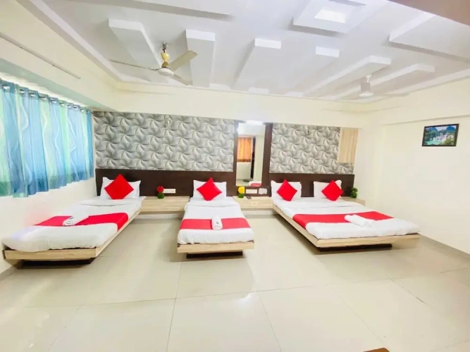 Deluxe Quadruple room