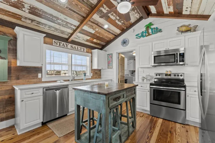 The Cozy Cottage