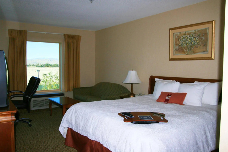 Hampton Inn & Suites Palm Desert