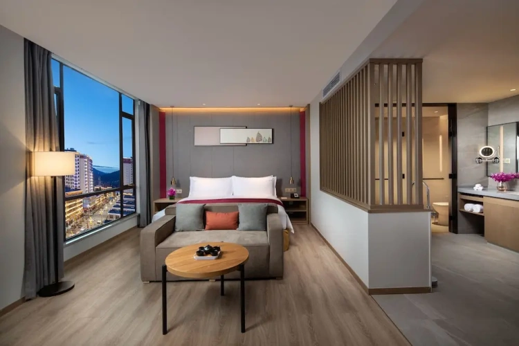Double Suite