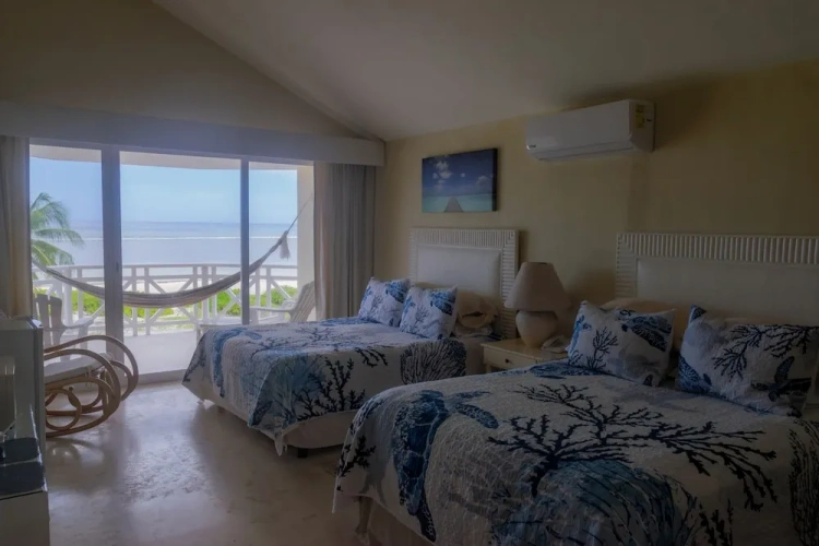 Quadruple Junior Suite with balcony