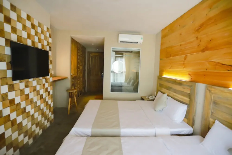 Rustic Hotel Quy Nhon