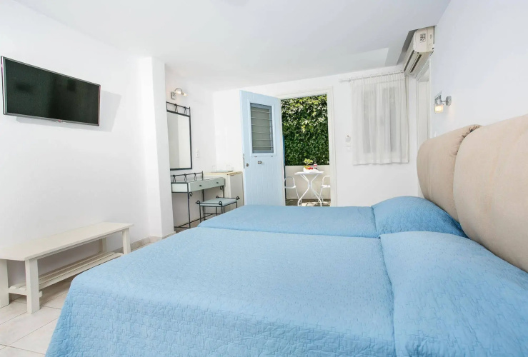 Pyrgaki Hotel