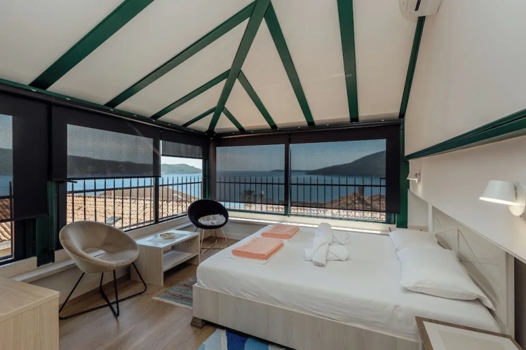 Deluxe Double room with bay view