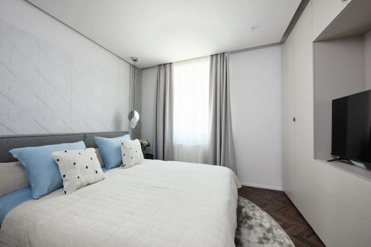 The Amberlyn Suite Hotel