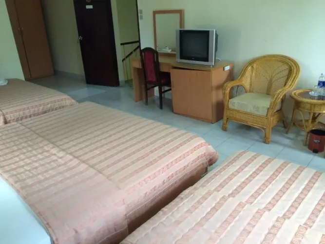 Long Hai Hotel