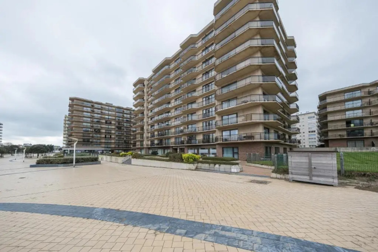 Westhinder 200m From Sea