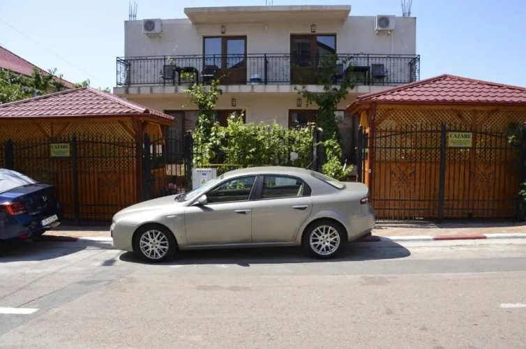 Vila Sarofin