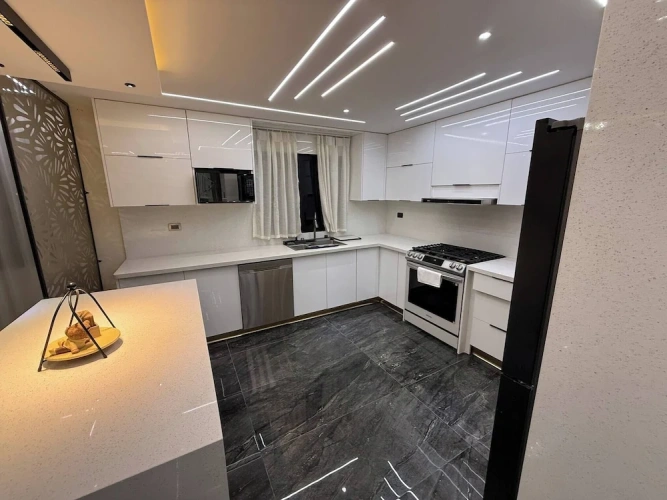 3 Bedrooms Apartment with balcony