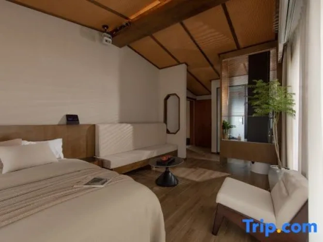 2 Bedrooms Suite