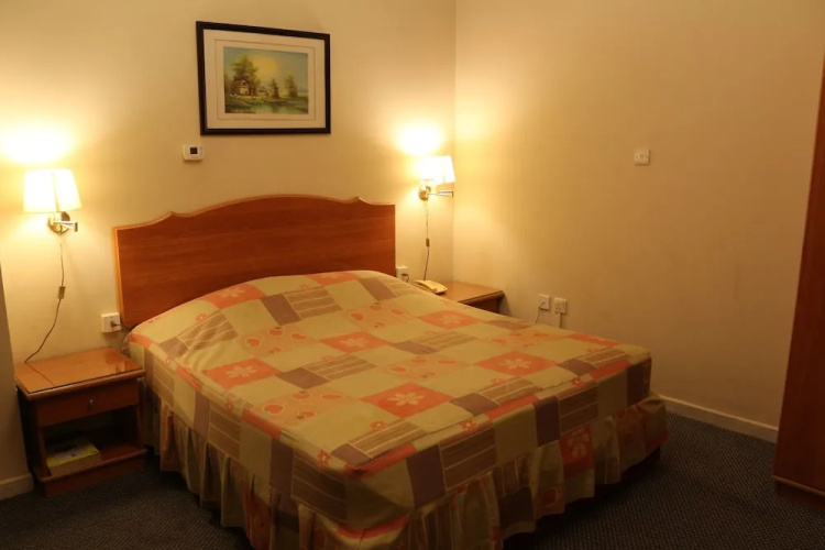 Sahar Hotel