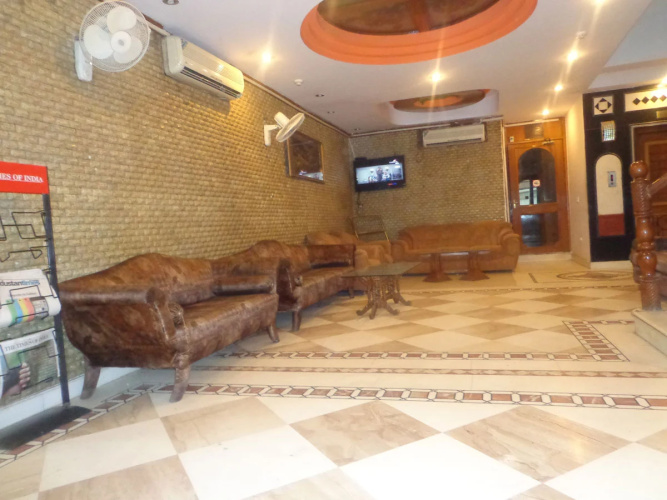 Hotel Metro City