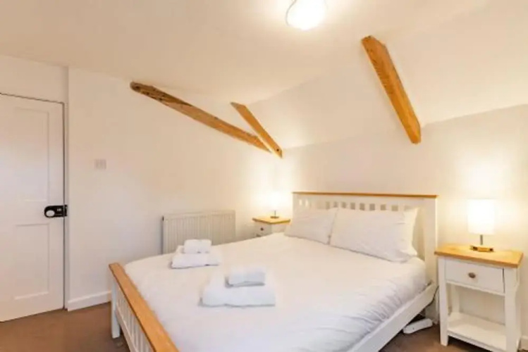 Host Stay 1 Ruscon Cottage