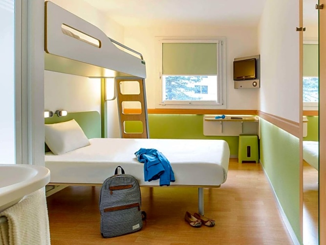 Standard Double room with view