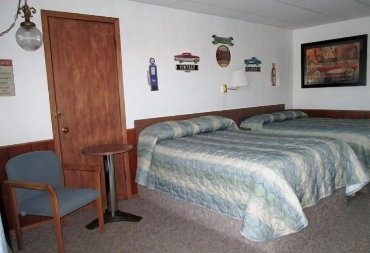 Drake Motel