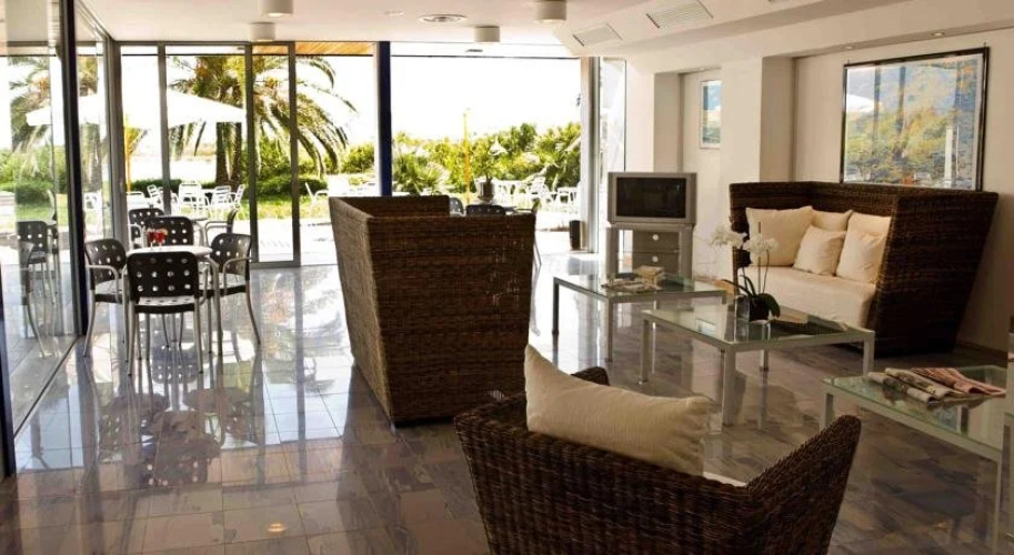 African Beach Hotel