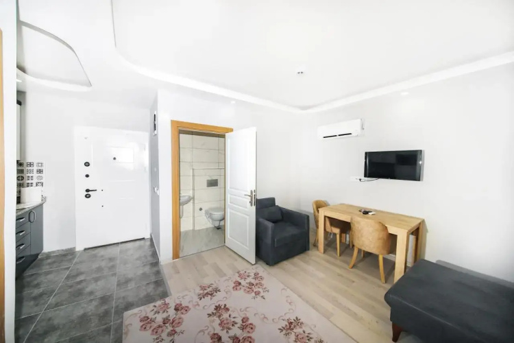 Adam Apart Hotel 2