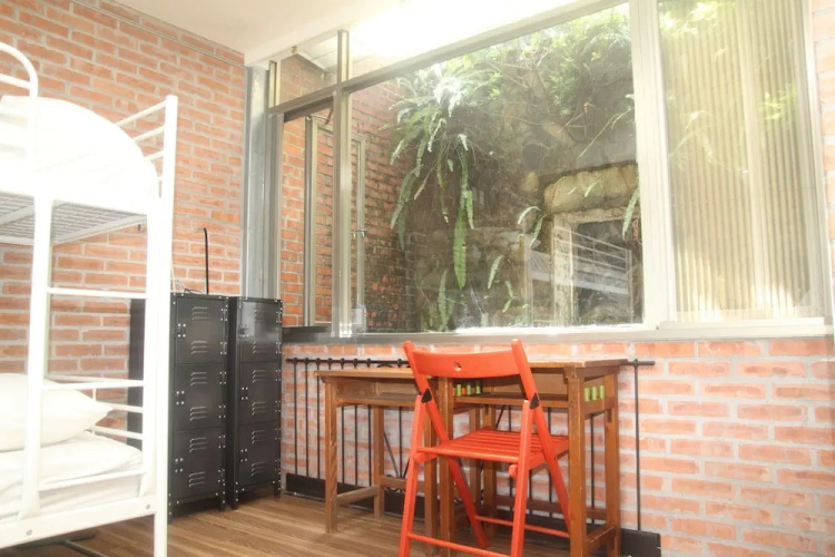 Liu House
