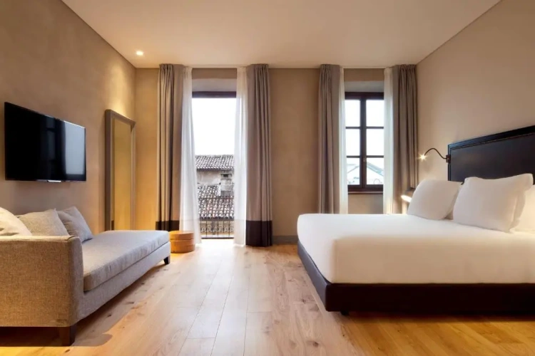 Premium Double room with view