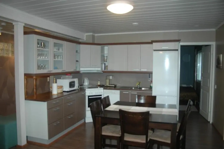 3 Bedrooms Luxury Apartment