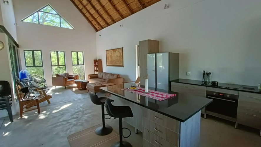 Marloth Park, Kruger safari house - solar