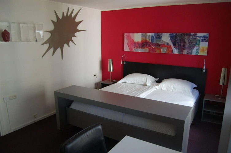 B&B Vesting10