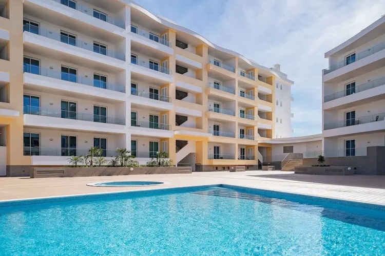 Lagos Marina View 2 With Pool by Homing