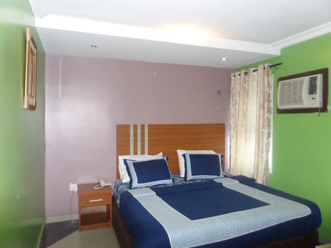 Deluxe Single room