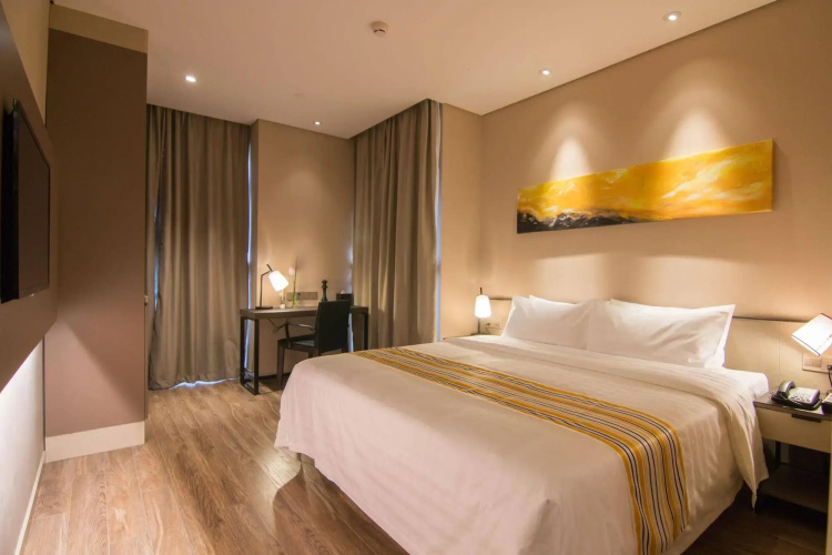 Homeinn Plus City Center