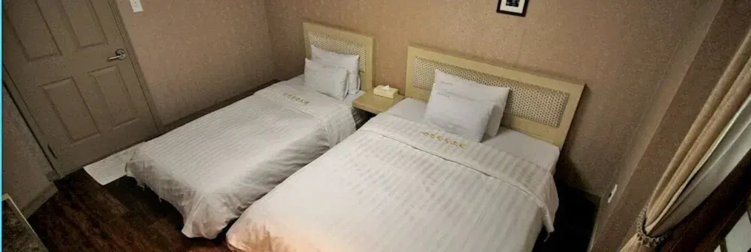 Chuncheon Central Hotel