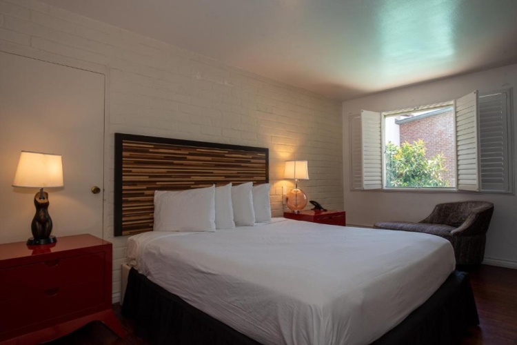 Deluxe Double Suite