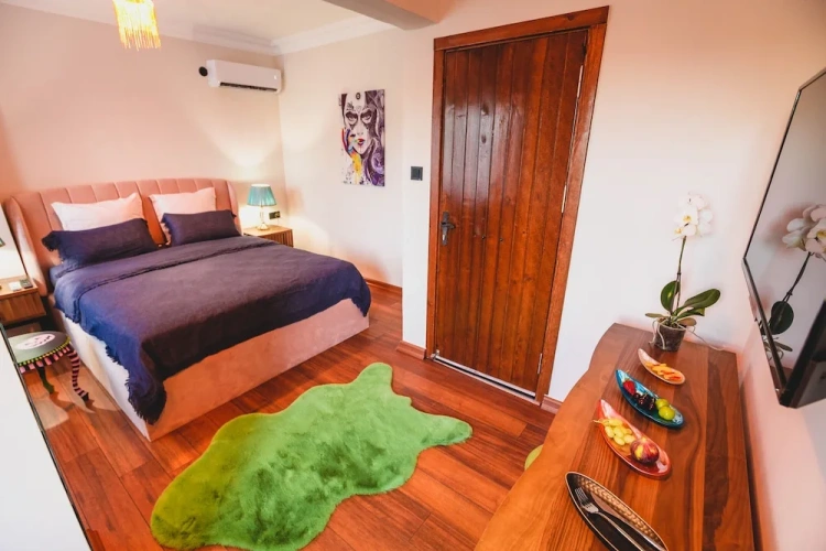 Standard Double room with view
