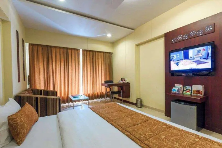 VITS Shalimar Hotel