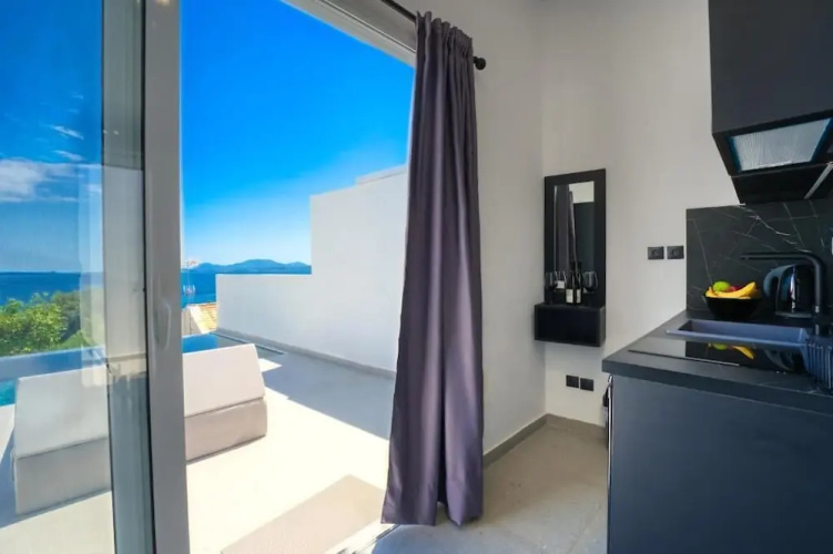 Akrogiali Apartments