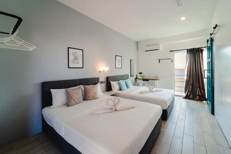 Standard Quadruple room