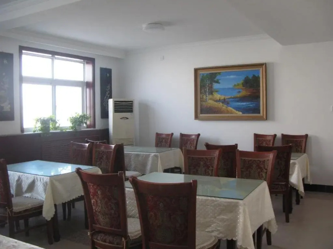 Zhaolong Hotel