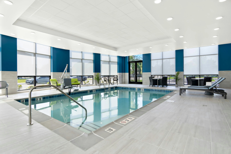Hampton Inn Suites Chicago Medical District Uic photo 15