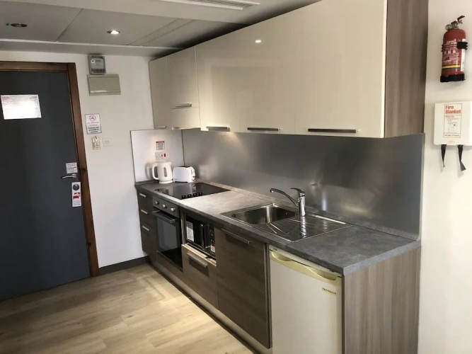 1 Bedroom Apartment with balcony