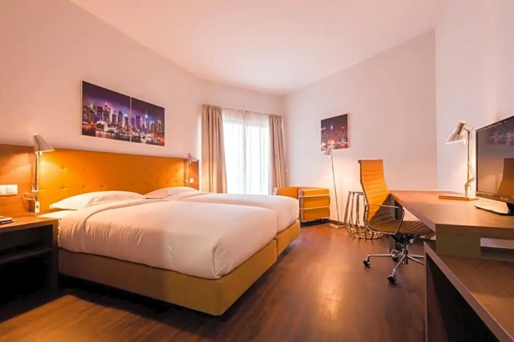 Standard Double room with view
