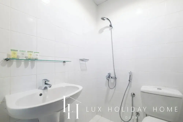 LUX The Al Seef Marina Suite 2