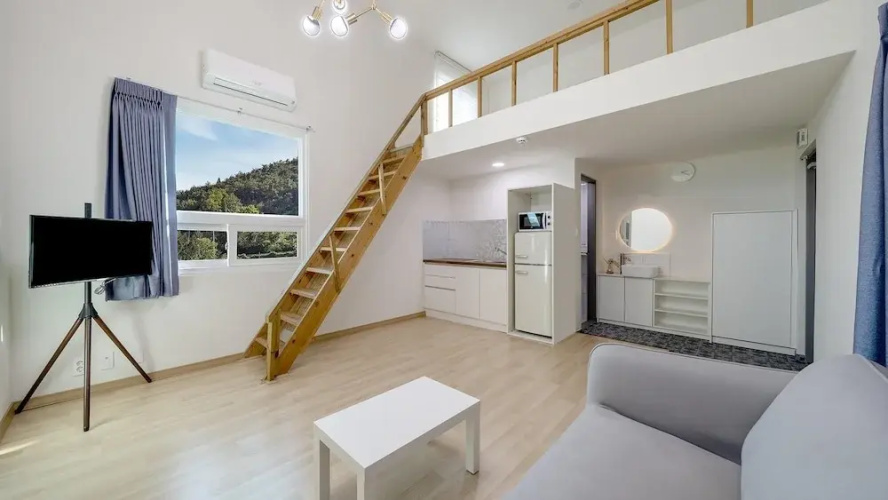 Namhae Seven House