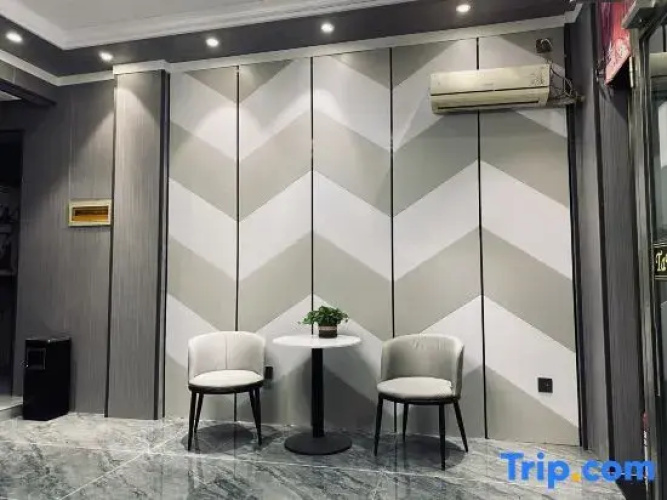 TaTa Fashion Express Hotel