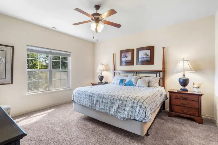 R&L Scenic Views Retreat for 4