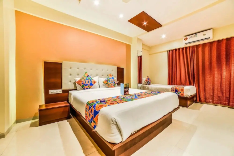 Malad Residency by OYO