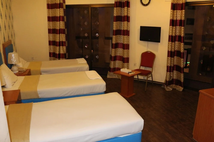 New Avon Hotel