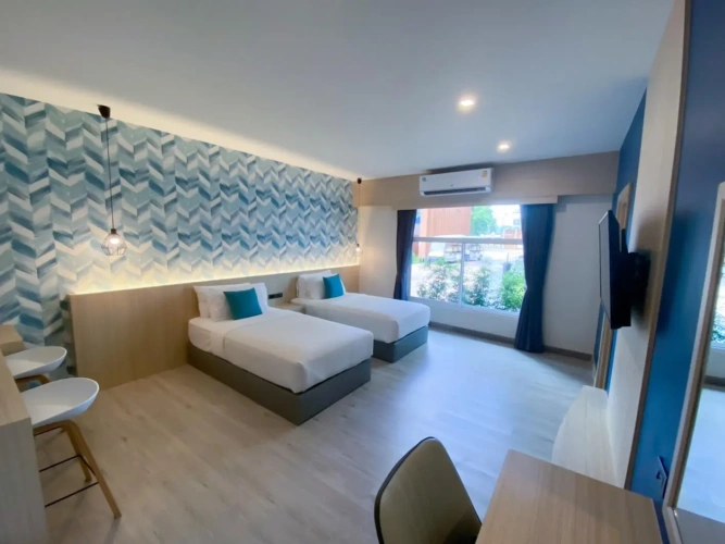 Standard Twin room