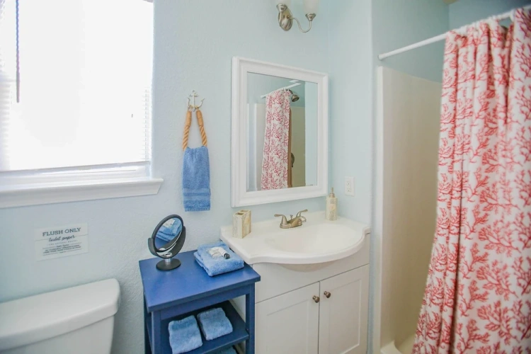 3 Bedrooms Cottage
