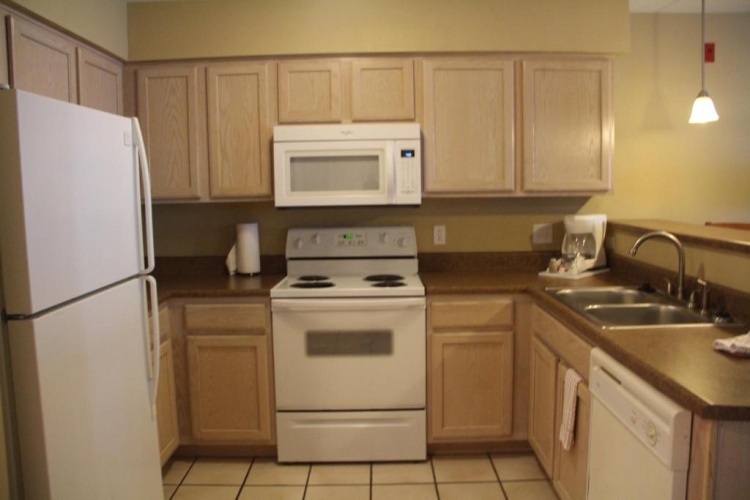 2 Bedrooms Apartment