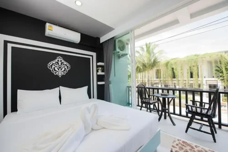 Standard Double room with balcony